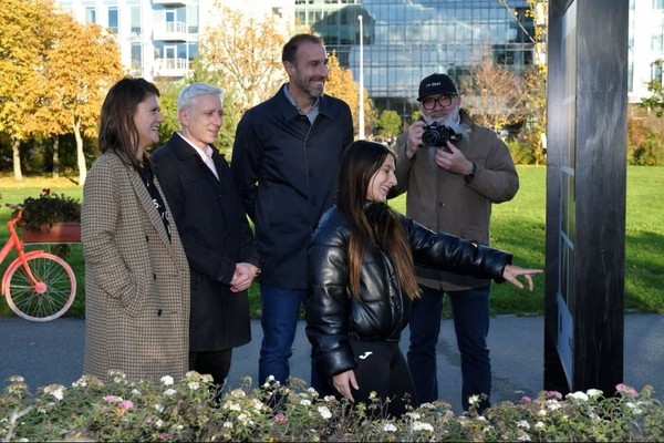 Výstava na Pankráci představuje fotky dětí z dětských domovů Obrázek 1