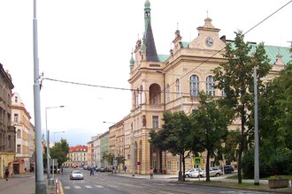 Co Praha 4 může dělat (a nedělá)?